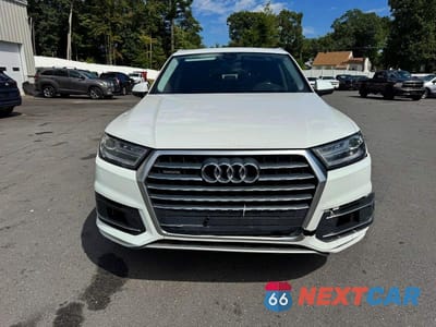 Piąte zdjęcie samochodu w środku: 2018 AUDI Q7 PREMIUM PLUS VIN:WA1LAAF7XJD023827 - miniatura