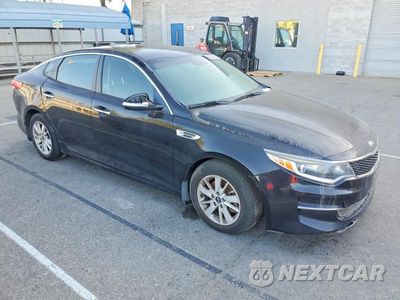 Czwarte zdjęcie samochodu z boku: 2016 KIA OPTIMA LX VIN:5XXGT4L31GG114648 - miniatura