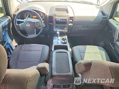 Zdjęcie 8 z 12 samochodu: 2010 NISSAN TITAN SE VIN:1N6AA0ED2AN323383 - miniatura
