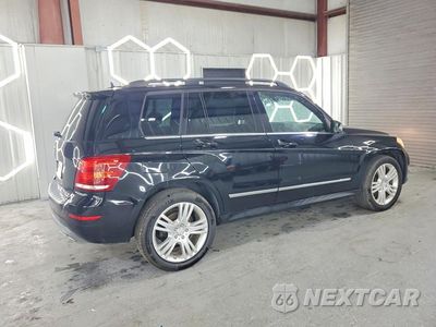 Trzecie zdjęcie samochodu z tyłu: 2015 MERCEDES-BENZ GLK 350 VIN:WDCGG5HB3FG435182 - miniatura