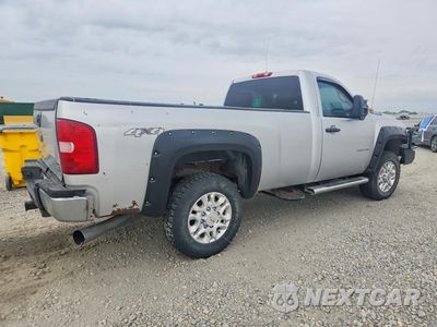 Trzecie zdjęcie samochodu z tyłu: 2011 CHEVROLET SILVERADO K2500 HEAVY DUTY LT VIN:1GC0KXC80BF110017 - miniatura