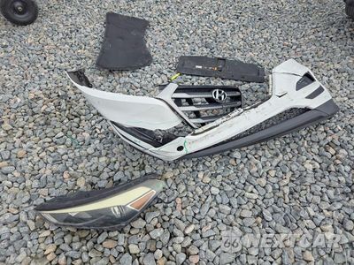 Zdjęcie 13 z 14 samochodu: 2018 HYUNDAI TUCSON SEL VIN:KM8J33A42JU693044 - miniatura