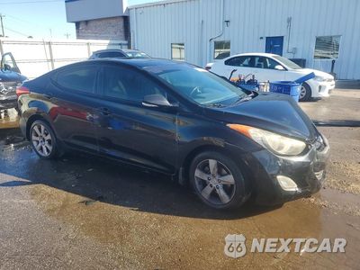 Czwarte zdjęcie samochodu z boku: 2012 HYUNDAI ELANTRA LIMITED VIN:KMHDH4AE6CU183439 - miniatura