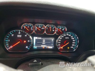 Zdjęcie 9 z 13 samochodu: 2016 CHEVROLET SUBURBAN C1500 LS VIN:1GNSCGKC8GR273247 - miniatura