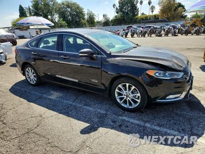 Czwarte zdjęcie samochodu z boku: 2017 FORD FUSION SE PHEV VIN:3FA6P0PU3HR379916 - miniatura