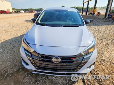 Piąte zdjęcie samochodu w środku: 2024 NISSAN VERSA SR VIN:3N1CN8FV2RL894747 - miniatura