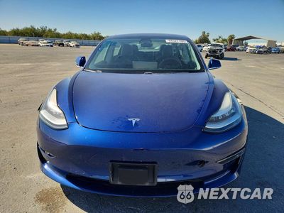 Piąte zdjęcie samochodu w środku: 2018 TESLA MODEL 3 VIN:5YJ3E1EA0JF006325 - miniatura