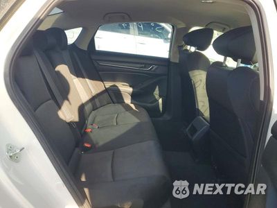 Zdjęcie 10 z 12 samochodu: 2021 HONDA ACCORD LX VIN:1HGCV1F12MA031806 - miniatura