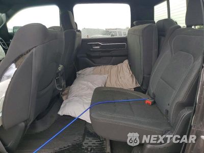 Zdjęcie 10 z 13 samochodu: 2020 RAM 1500 BIG HORN/LONE STAR VIN:1C6RREFT9LN105534 - miniatura