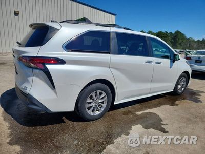 Trzecie zdjęcie samochodu z tyłu: 2022 TOYOTA SIENNA XLE VIN:5TDYRKEC2NS084754 - miniatura