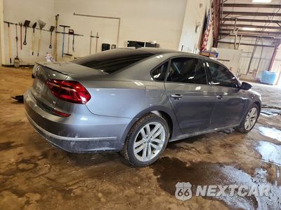 Trzecie zdjęcie samochodu z tyłu: 2019 VOLKSWAGEN PASSAT WOLFSBURG VIN:1VWLA7A33KC010662 - miniatura