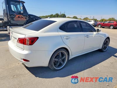 Trzecie zdjęcie samochodu z tyłu: 2012 LEXUS IS 350 VIN:JTHCE5C21C5002984 - miniatura