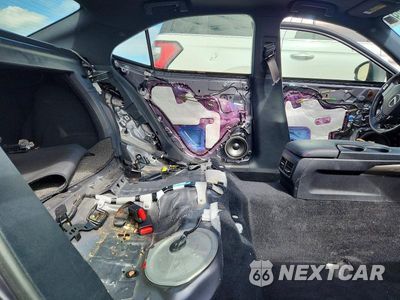Zdjęcie 10 z 13 samochodu: 2016 LEXUS IS 200T VIN:JTHBA1D28G5004350 - miniatura