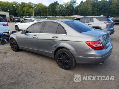 Drugie zdjęcie samochodu z przodu: 2013 MERCEDES-BENZ C 300 4MATIC VIN:WDDGF8AB7DA817760 - miniatura