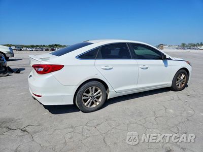 Trzecie zdjęcie samochodu z tyłu: 2017 HYUNDAI SONATA SE VIN:5NPE24AF0HH517131 - miniatura