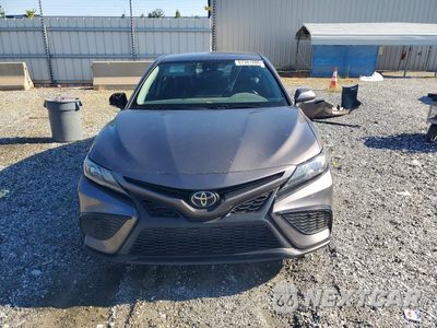 Piąte zdjęcie samochodu w środku: 2022 TOYOTA CAMRY SE VIN:4T1G11AK8NU692747 - miniatura