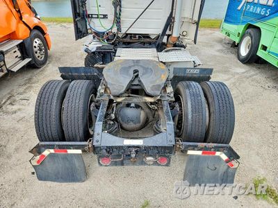 Zdjęcie 13 z 13 samochodu: 2018 VOLVO VNL SEMI TRUCK VIN:4V4N39TG1JN892844 - miniatura