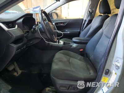 Zdjęcie 7 z 14 samochodu: 2021 TOYOTA RAV4 HYBRID XLE VIN:4T3R6RFV3MU011914 - miniatura