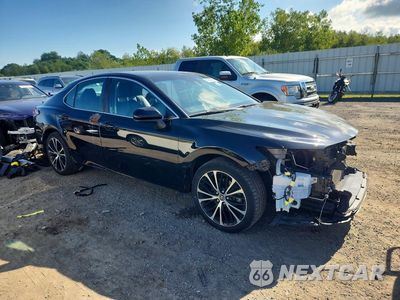 Czwarte zdjęcie samochodu z boku: 2018 TOYOTA CAMRY SE VIN:4T1B11HKXJU532881 - miniatura