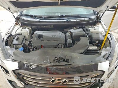 Zdjęcie 11 z 12 samochodu: 2015 HYUNDAI SONATA SPORT VIN:5NPE34AF5FH033059 - miniatura