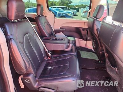 Zdjęcie 10 z 12 samochodu: 2017 CHRYSLER PACIFICA TOURING L VIN:2C4RC1BG3HR823392 - miniatura