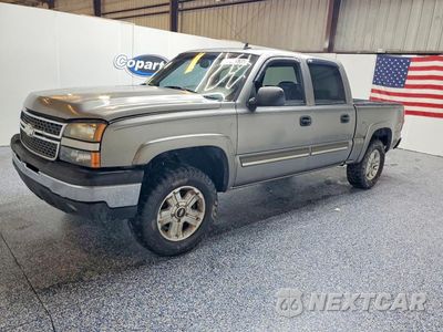 2006 CHEVROLET SILVERADO K1500 2GCEK13T961202490 - główne zdjęcie licytacji z USA - miniatura