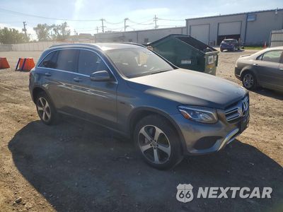 Czwarte zdjęcie samochodu z boku: 2019 MERCEDES-BENZ GLC 350E VIN:WDC0G5EB7KF598472 - miniatura