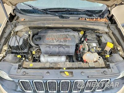 Zdjęcie 11 z 12 samochodu: 2015 JEEP RENEGADE LATITUDE VIN:ZACCJABT0FPB65768 - miniatura