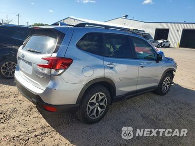 Trzecie zdjęcie samochodu z tyłu: 2020 SUBARU FORESTER PREMIUM VIN:JF2SKAJC6LH482854 - miniatura