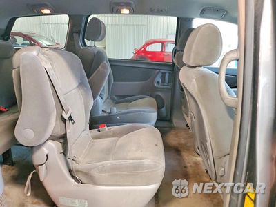 Zdjęcie 11 z 14 samochodu: 2005 TOYOTA SIENNA LE 7 PASSENGER VIN:5TDZA23C15S346472 - miniatura