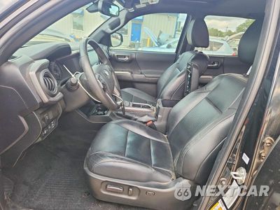 Zdjęcie 7 z 12 samochodu: 2022 TOYOTA TACOMA TRD SPORT VIN:3TMCZ5AN7NM518153 - miniatura