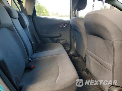 Zdjęcie 10 z 12 samochodu: 2012 HONDA FIT VIN:JHMGE8H37CC014671 - miniatura
