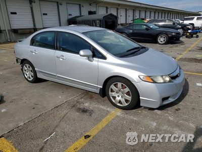 Czwarte zdjęcie samochodu z boku: 2010 HONDA CIVIC LX VIN:2HGFA1F54AH328973 - miniatura
