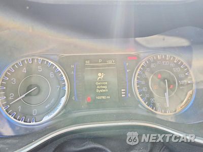 Zdjęcie 9 z 12 samochodu: 2016 CHRYSLER 200 LIMITED VIN:1C3CCCAB4GN175732 - miniatura