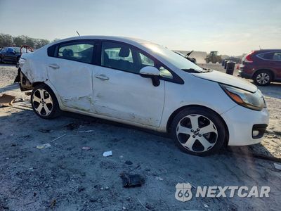 Czwarte zdjęcie samochodu z boku: 2013 KIA RIO SX VIN:KNADN4A37D6236860 - miniatura