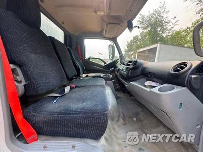 Piąte zdjęcie samochodu w środku: 2020 HINO 195 VIN:JHHRDM2H6LK008972 - miniatura