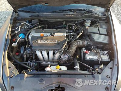 Zdjęcie 11 z 12 samochodu: 2004 HONDA ACCORD LX VIN:1HGCM563X4A003019 - miniatura