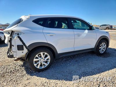 Trzecie zdjęcie samochodu z tyłu: 2019 HYUNDAI TUCSON SE VIN:KM8J2CA41KU943359 - miniatura