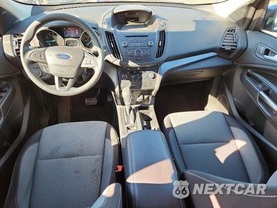 Zdjęcie 8 z 13 samochodu: 2018 FORD ESCAPE SE VIN:1FMCU9GD5JUC25731 - miniatura