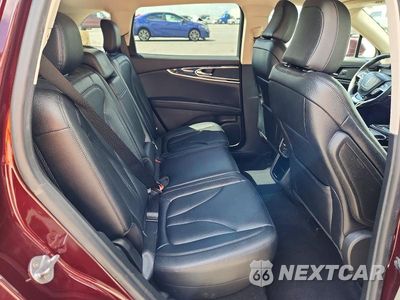Zdjęcie 11 z 14 samochodu: 2023 LINCOLN NAUTILUS VIN:2LMPJ6J93PBL03925 - miniatura