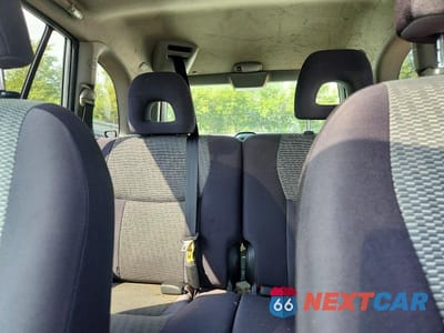 Zdjęcie 10 z 13 samochodu: 2004 TOYOTA RAV4 BASE VIN:JTEHD20V346009773 - miniatura