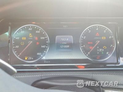 Zdjęcie 9 z 12 samochodu: 2016 MERCEDES-BENZ S 550 VIN:WDDUG8CB2GA259043 - miniatura