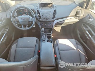 Zdjęcie 8 z 13 samochodu: 2018 FORD ESCAPE SE VIN:1FMCU9GD6JUD19617 - miniatura