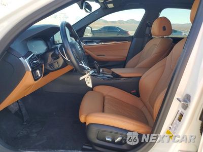 Zdjęcie 7 z 12 samochodu: 2021 BMW 530 I VIN:WBA53BH09MWX13086 - miniatura