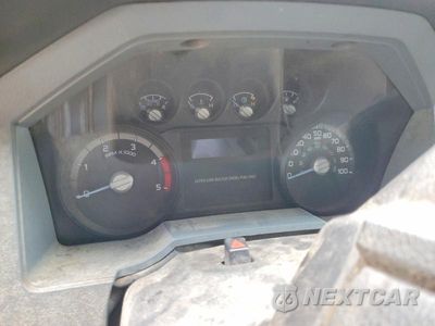 Zdjęcie 9 z 12 samochodu: 2014 FORD F550 SUPER DUTY CHIPPER TRUCK VIN:1FDUF5HT2EEA88552 - miniatura