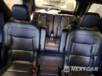Zdjęcie 10 z 13 samochodu: 2020 FORD EXPLORER XLT VIN:1FMSK8DH5LGA59814 - miniatura