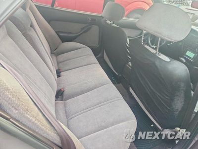 Zdjęcie 10 z 12 samochodu: 1996 TOYOTA CAMRY LE VIN:4T1BG12K3TU813060 - miniatura