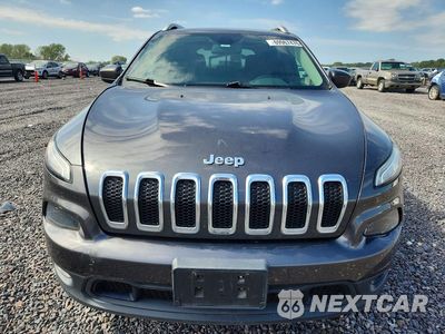 Piąte zdjęcie samochodu w środku: 2016 JEEP CHEROKEE LATITUDE VIN:1C4PJLCB1GW200709 - miniatura