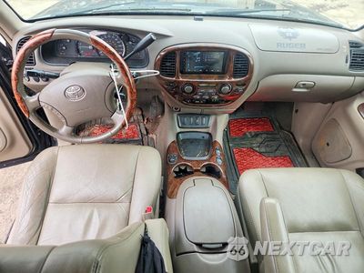 Zdjęcie 8 z 11 samochodu: 2007 TOYOTA SEQUOIA LIMITED VIN:5TDBT48A67S292474 - miniatura