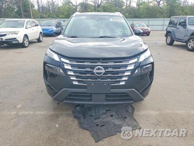 Piąte zdjęcie samochodu w środku: 2025 NISSAN ROGUE SV VIN:5N1BT3BB5SC842278 - miniatura